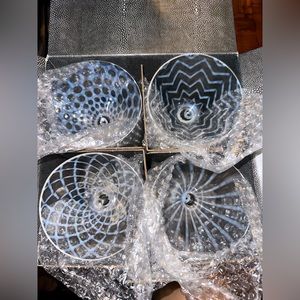 Oka Pulcinella cocktail glasses